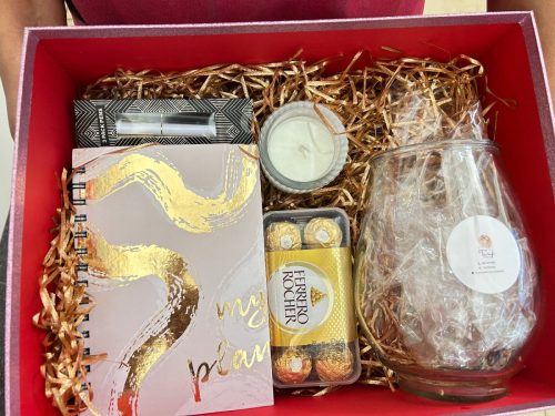 Sympathy Hamper1